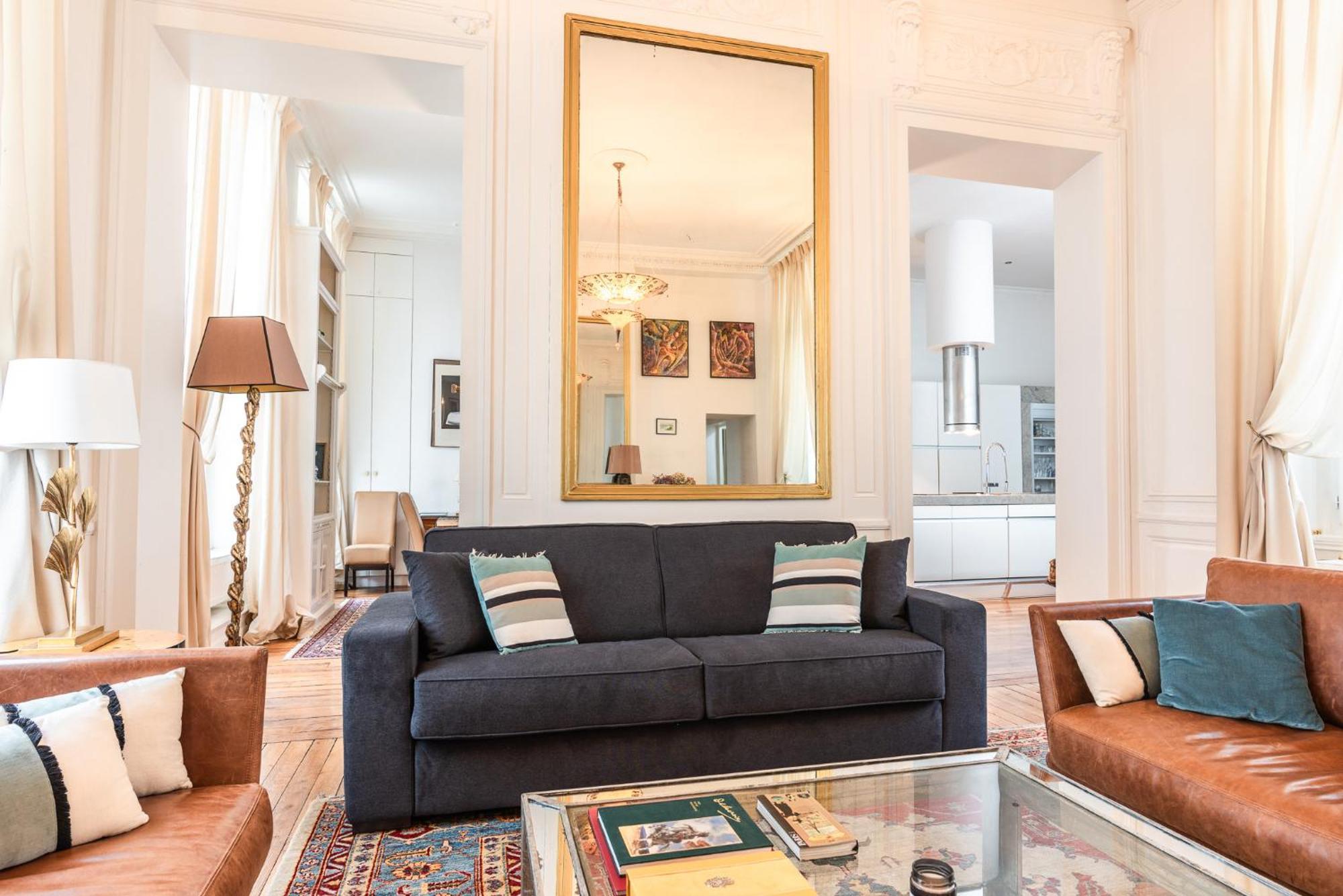 Luxury Typical Parisian Flat - 5 Min From Louvre Parijs