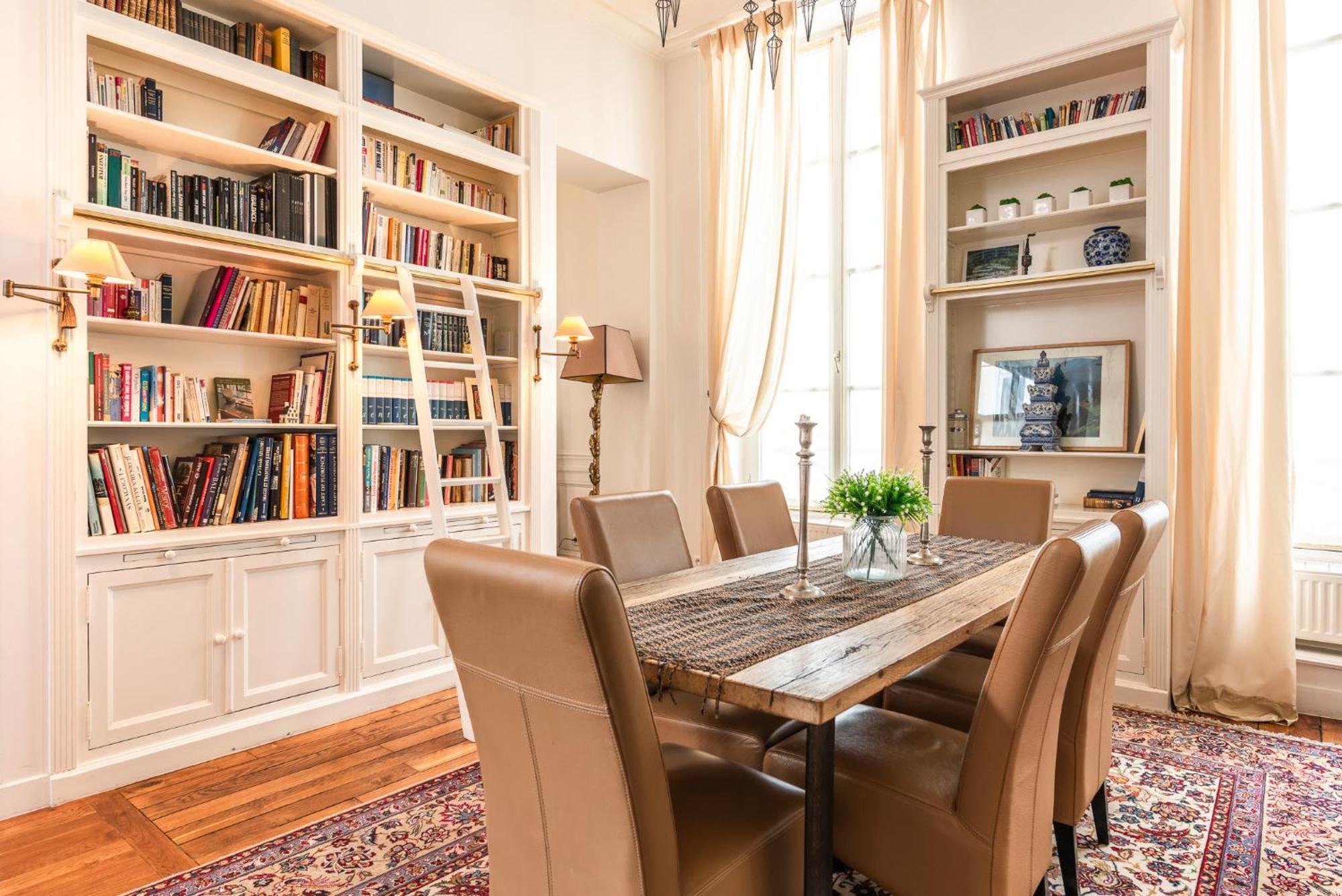 Appartement Luxury Typical Parisian Flat - 5 Min From Louvre